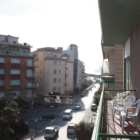 Albergo Anita 알라시오 외부 사진