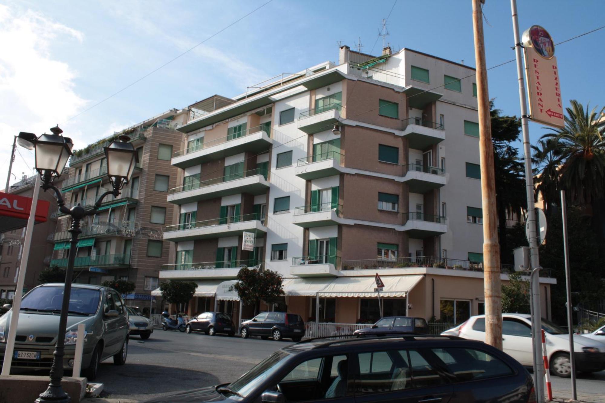 Albergo Anita 알라시오 외부 사진