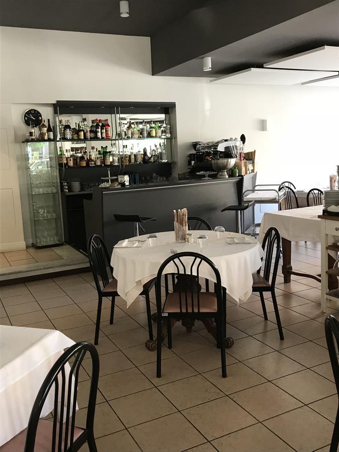 Albergo Anita 알라시오 외부 사진