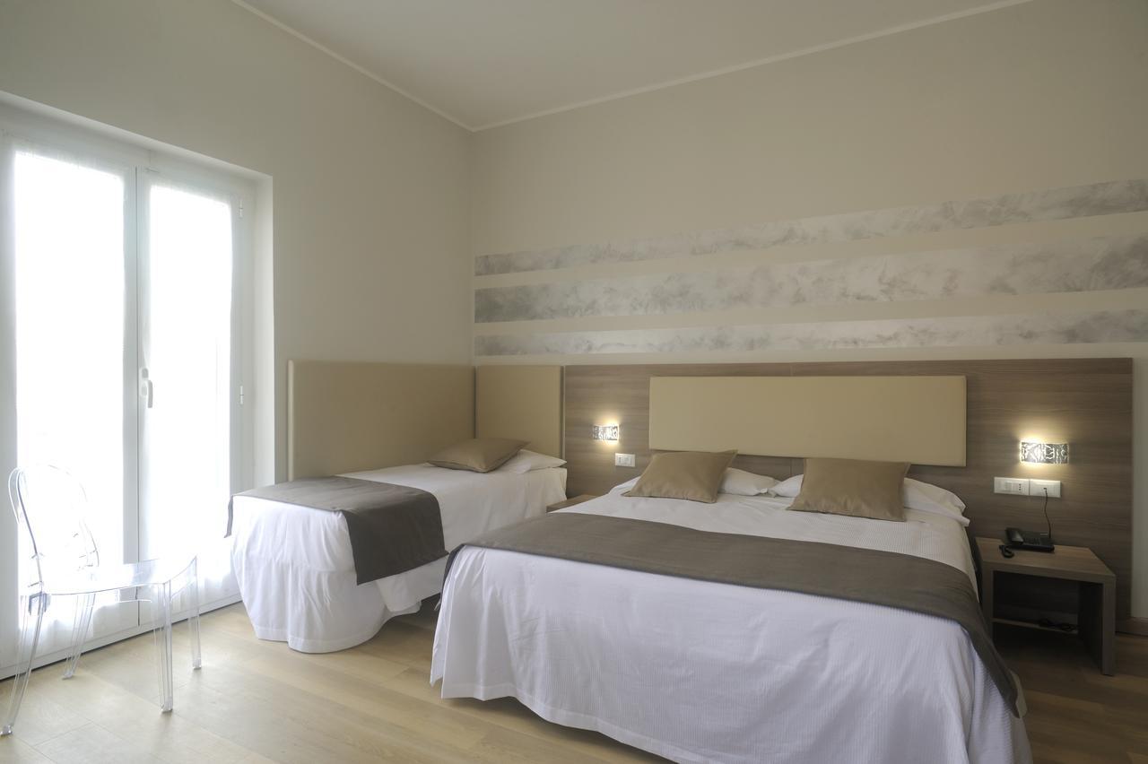 Albergo Anita 알라시오 외부 사진
